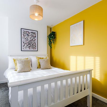 Large 7 Bedroom Town House In Chester City Centre Eksteriør bilde
