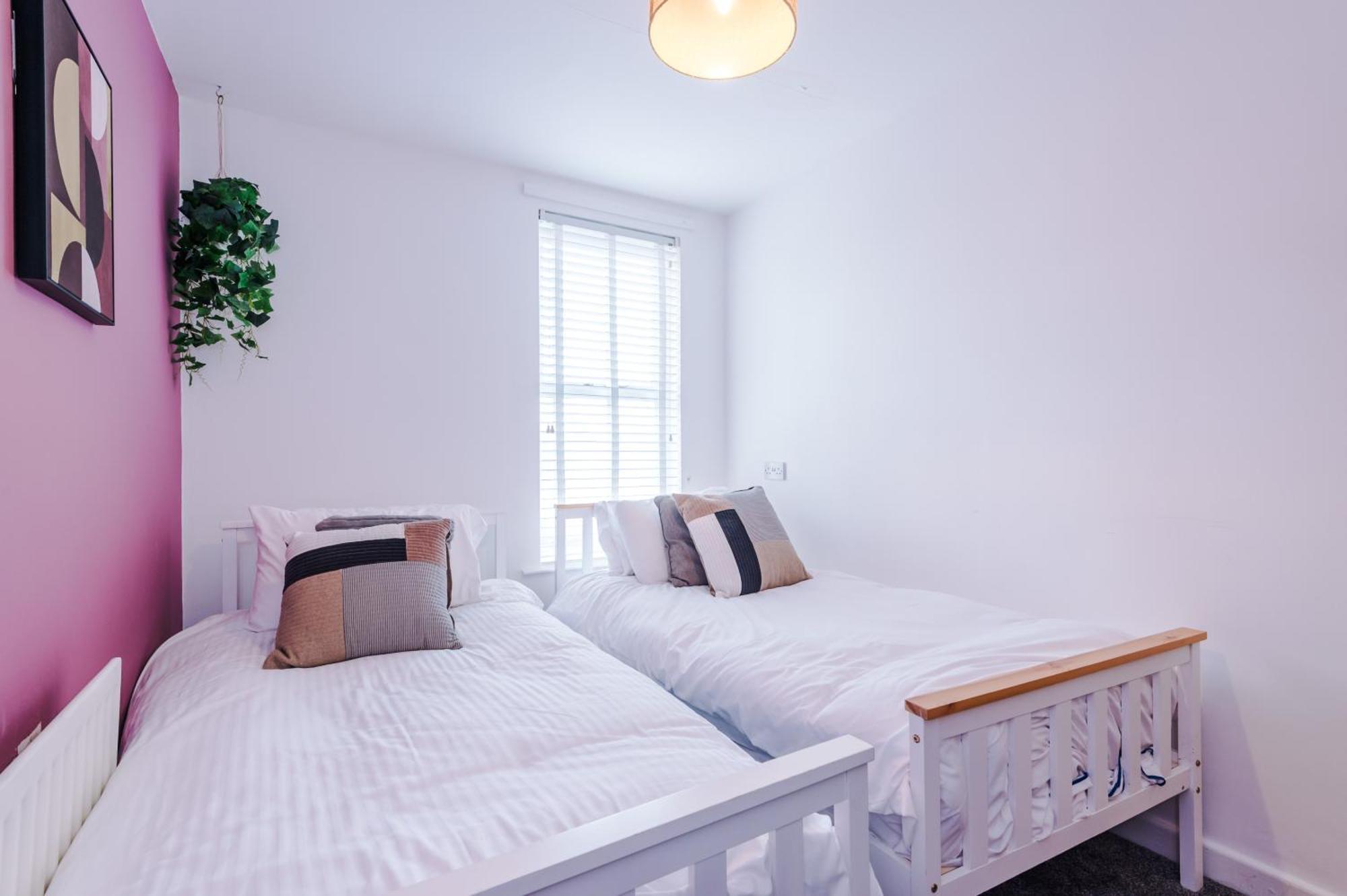Large 7 Bedroom Town House In Chester City Centre Eksteriør bilde