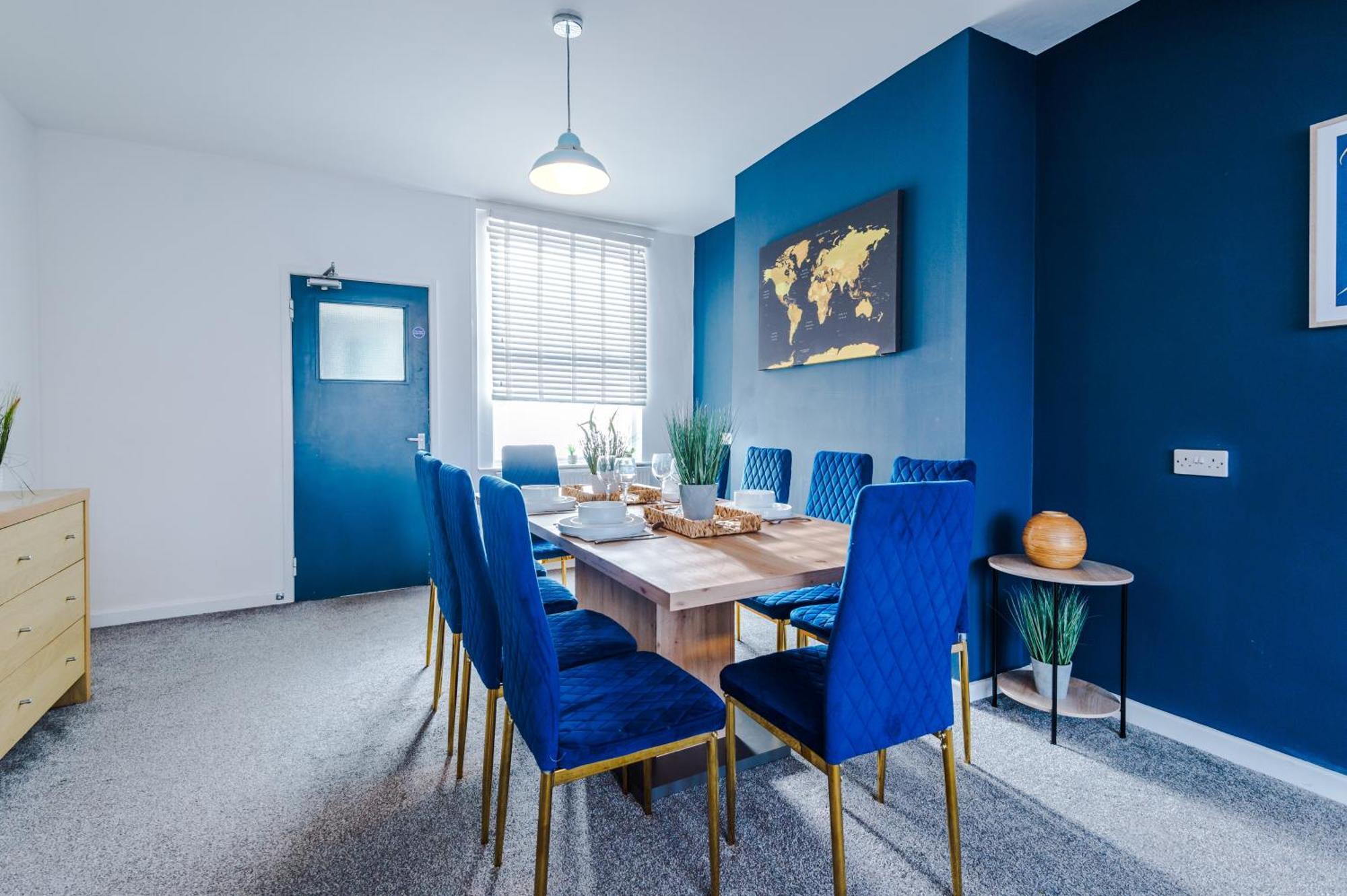 Large 7 Bedroom Town House In Chester City Centre Eksteriør bilde