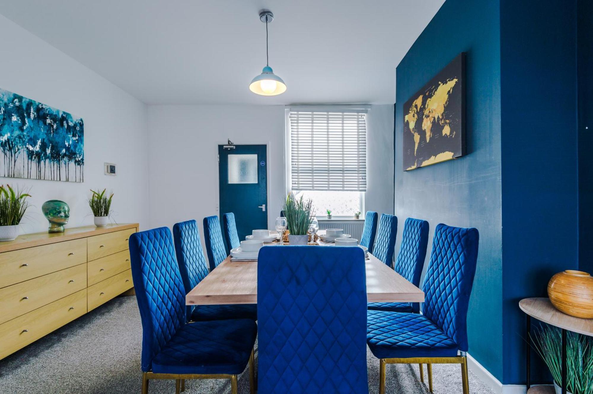 Large 7 Bedroom Town House In Chester City Centre Eksteriør bilde