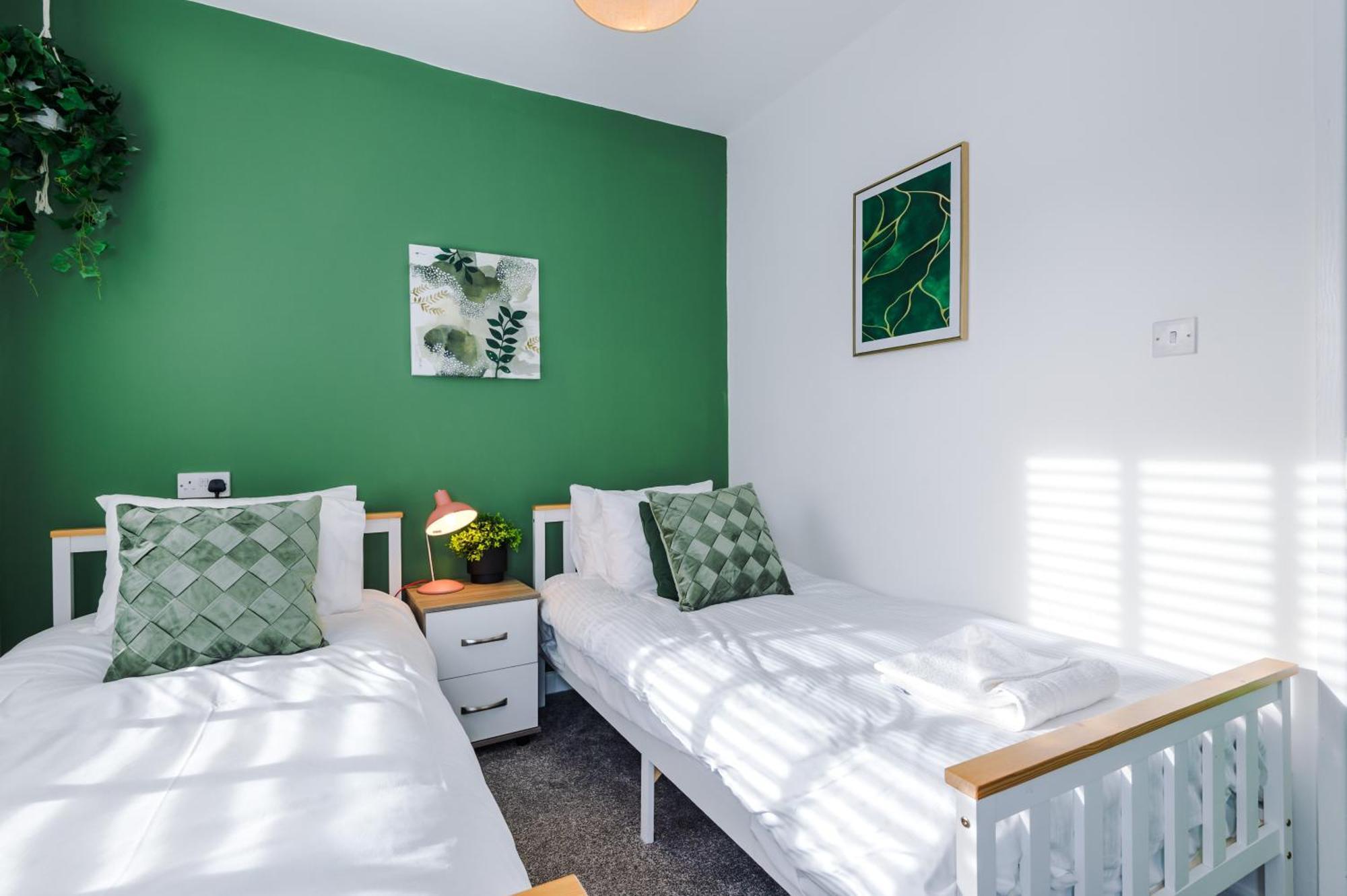 Large 7 Bedroom Town House In Chester City Centre Eksteriør bilde